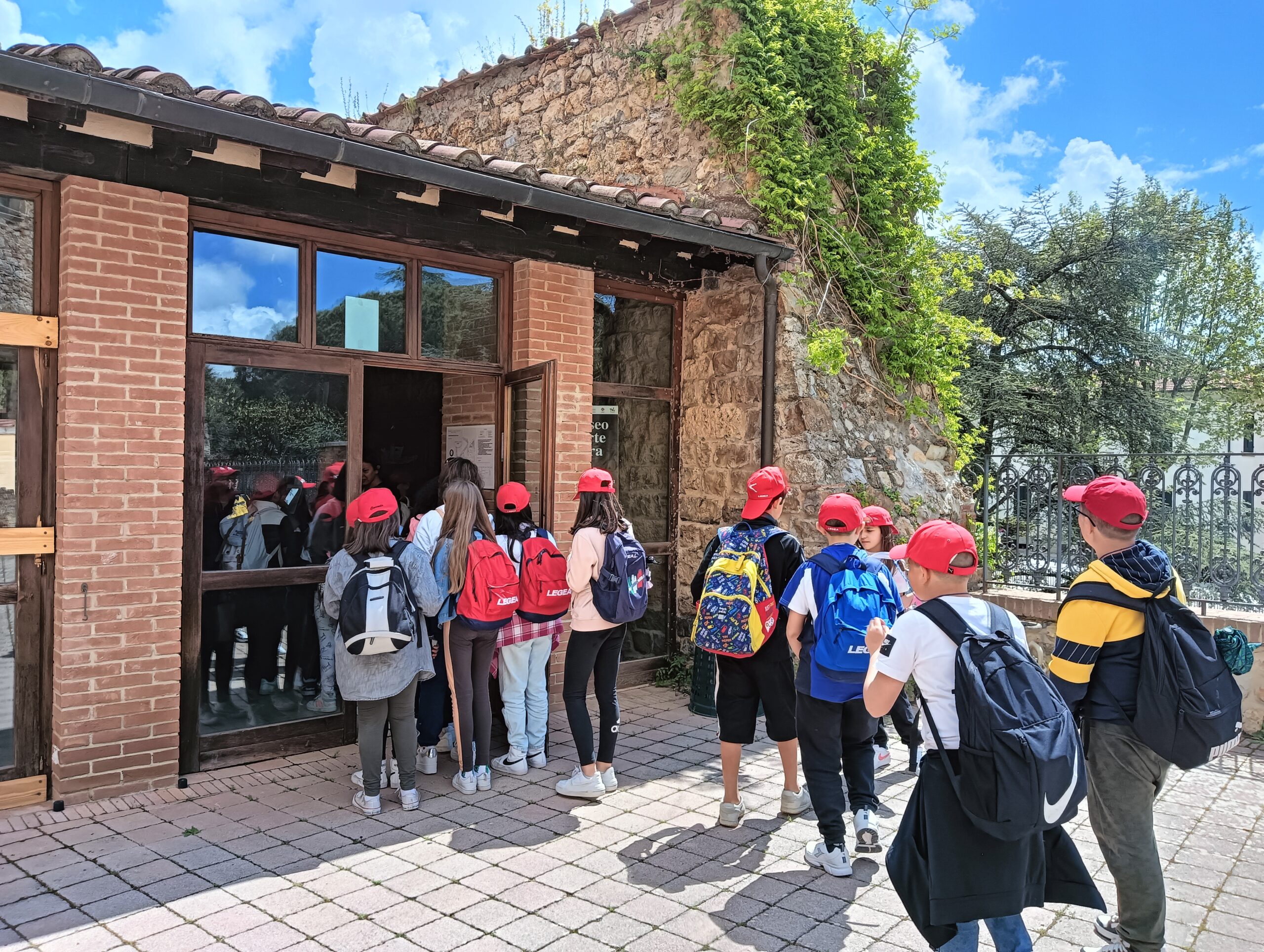 Bambini in gita al Museo di San Pietro all'Orto